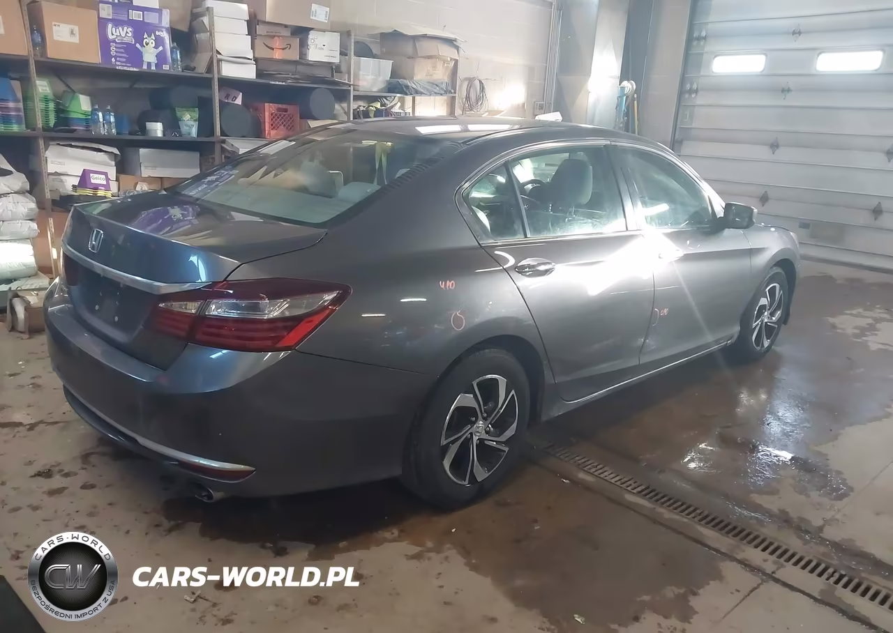 2017 Honda Accord Lx VIN:1HGCR2F31HA195646 - 4
