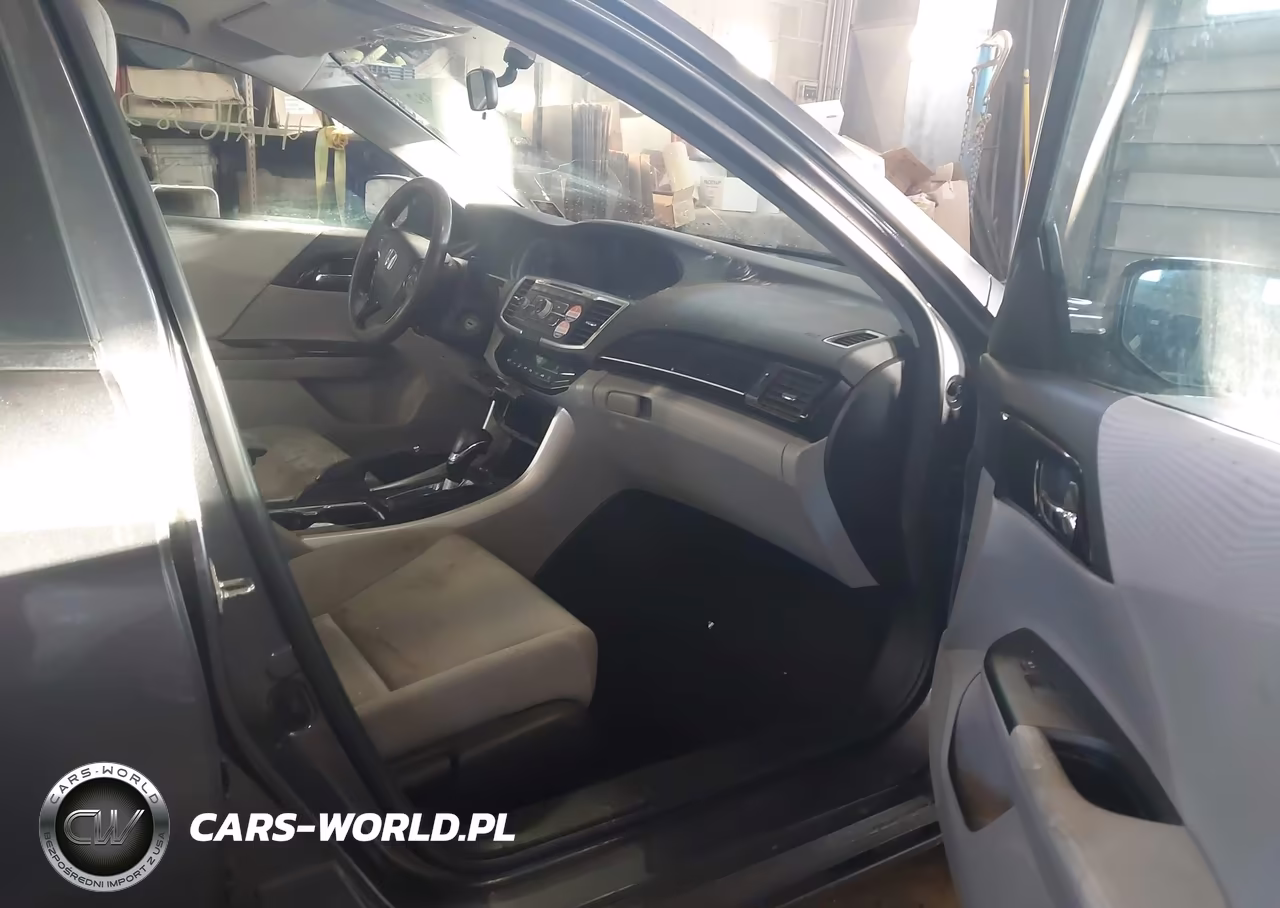 2017 Honda Accord Lx VIN:1HGCR2F31HA195646 - 5