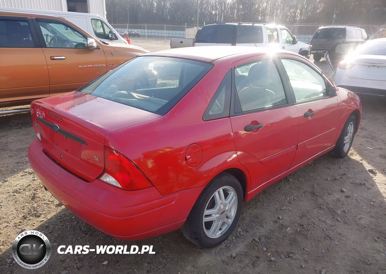 2000 Ford Focus Se VIN:1FAFP34P6YW225259 - 4
