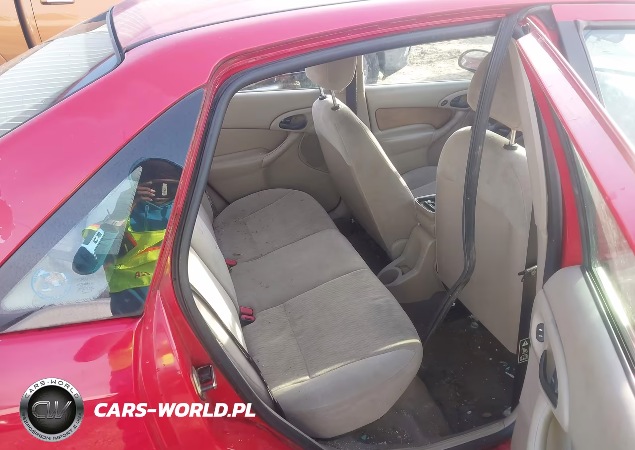 2000 Ford Focus Se VIN:1FAFP34P6YW225259 - 8
