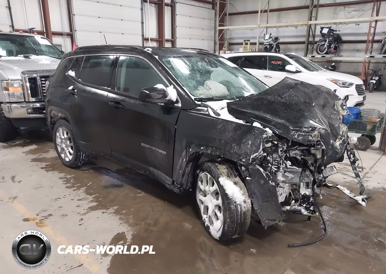 2022 Jeep Compass Latitude Lux 4X4