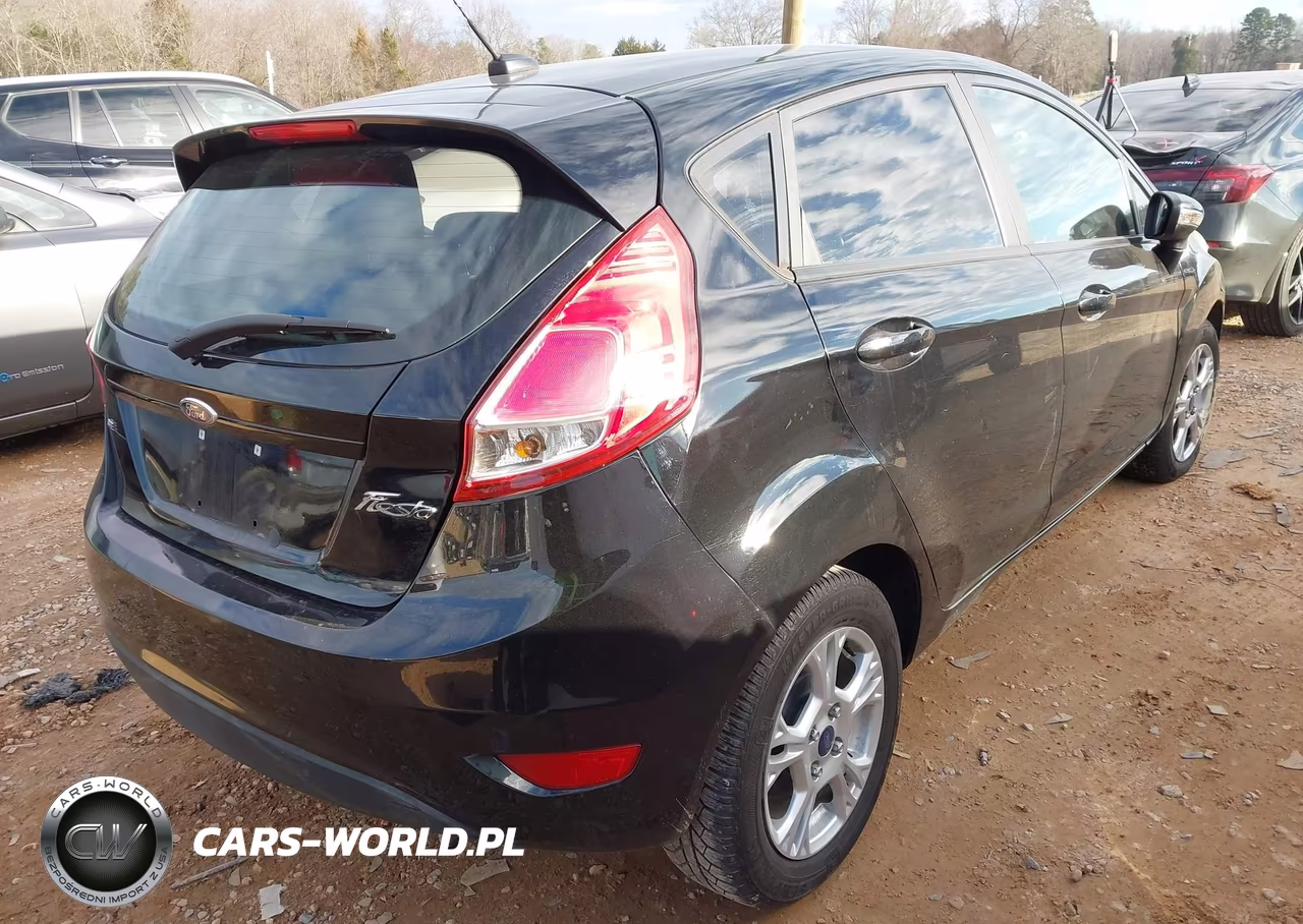 2016 Ford Fiesta Se VIN:3FADP4EJ4GM118636 - 4