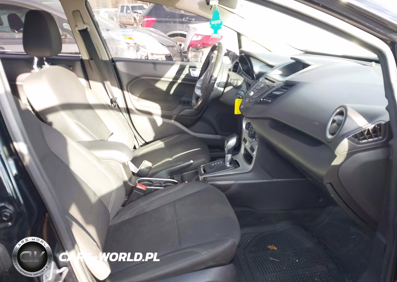 2016 Ford Fiesta Se VIN:3FADP4EJ4GM118636 - 5