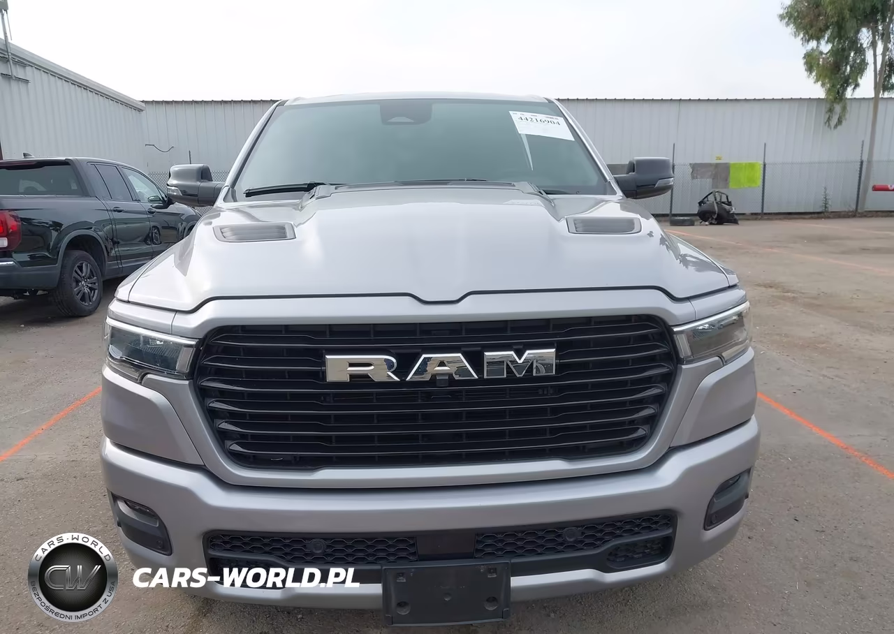 2025 Ram 1500 Laramie 4X4 5'7 Box VIN:1C6SRFJP4SN635930 - 12