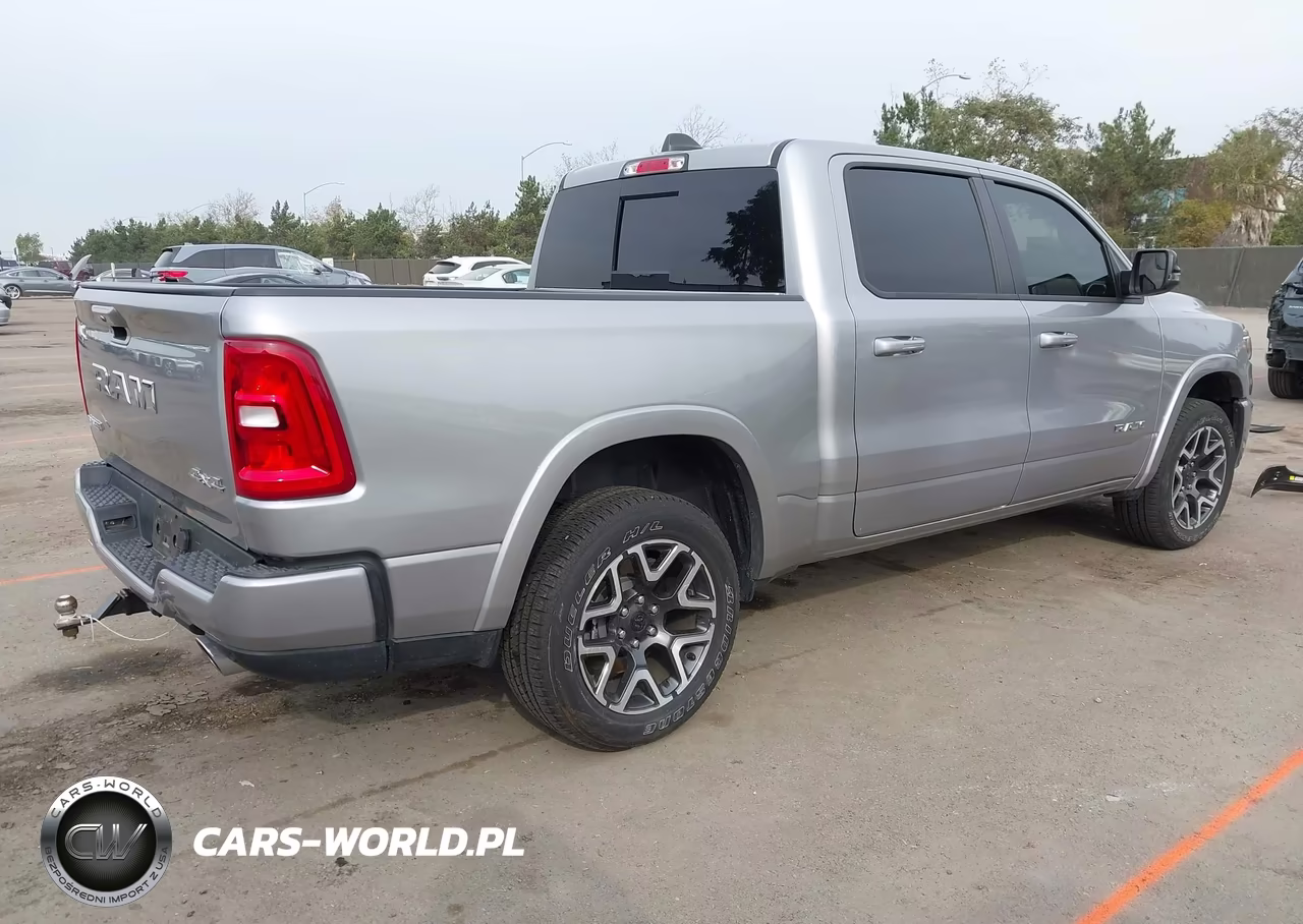 2025 Ram 1500 Laramie 4X4 5'7 Box VIN:1C6SRFJP4SN635930 - 4