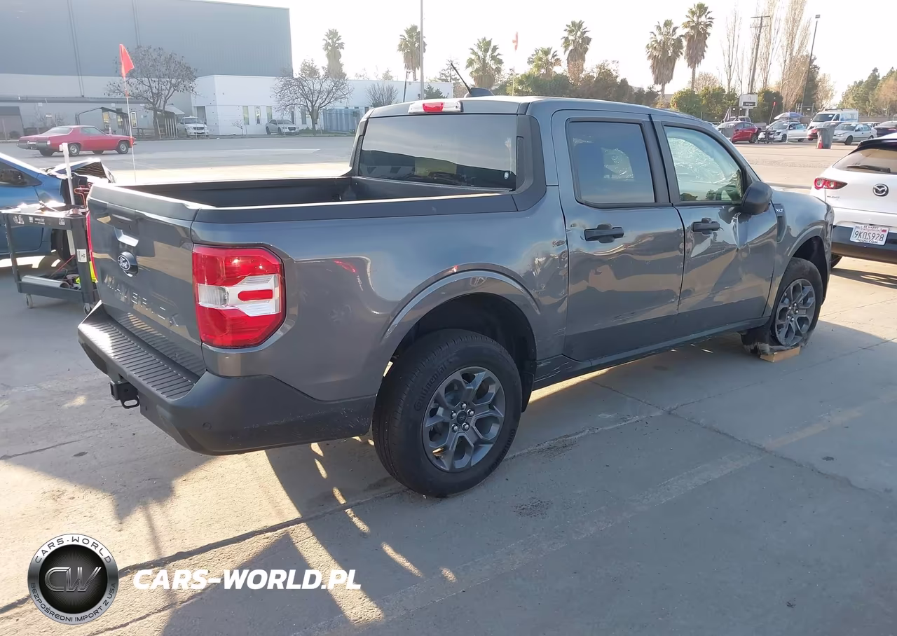 2025 Ford Maverick Xlt VIN:3FTTW8H32SRB04503 - 4