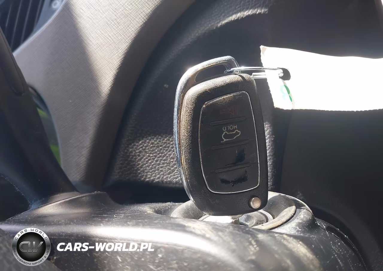 2015 Hyundai Santa Fe Sport 2.4L VIN:5XYZTDLB9FG302652 - 11