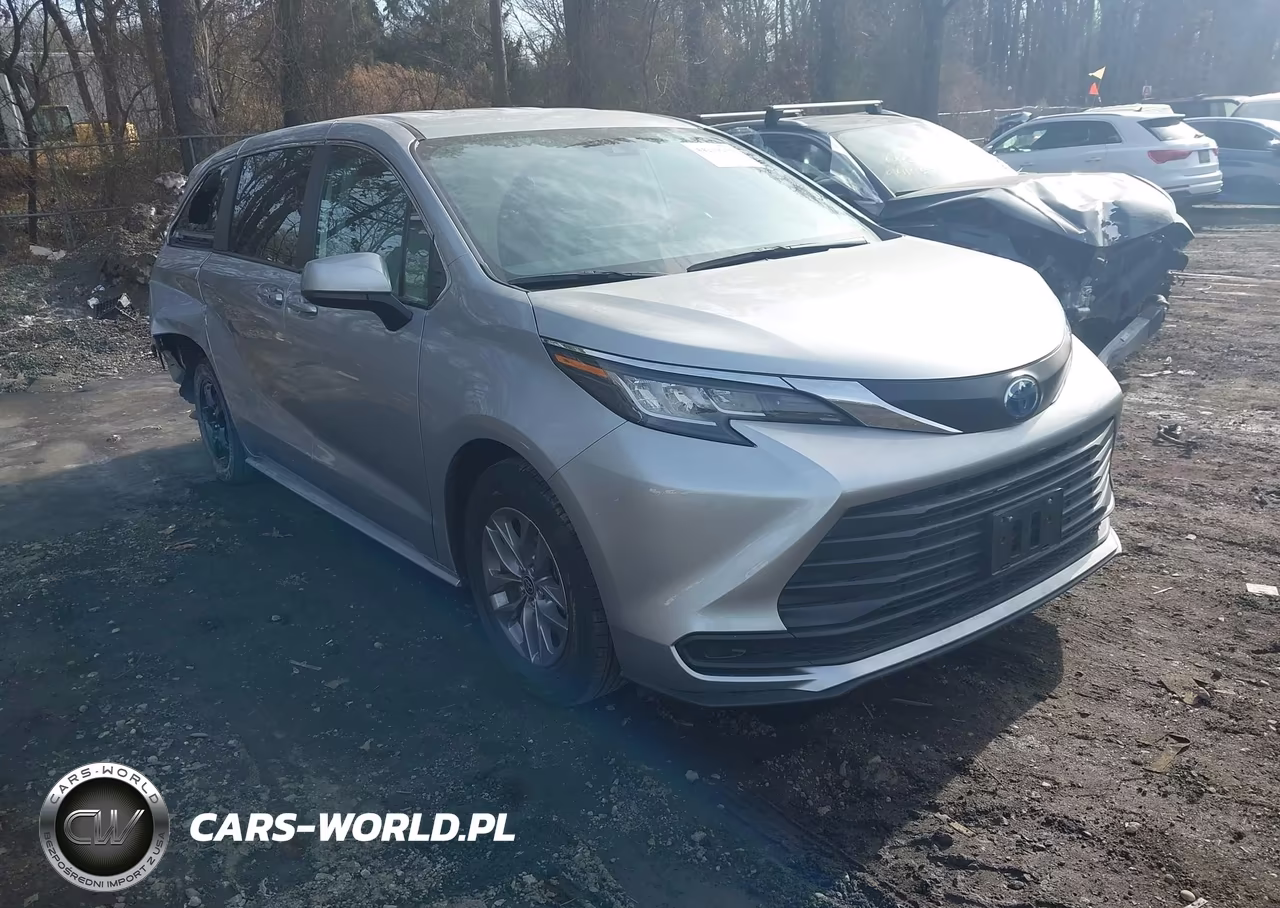 2022 Toyota Sienna Le