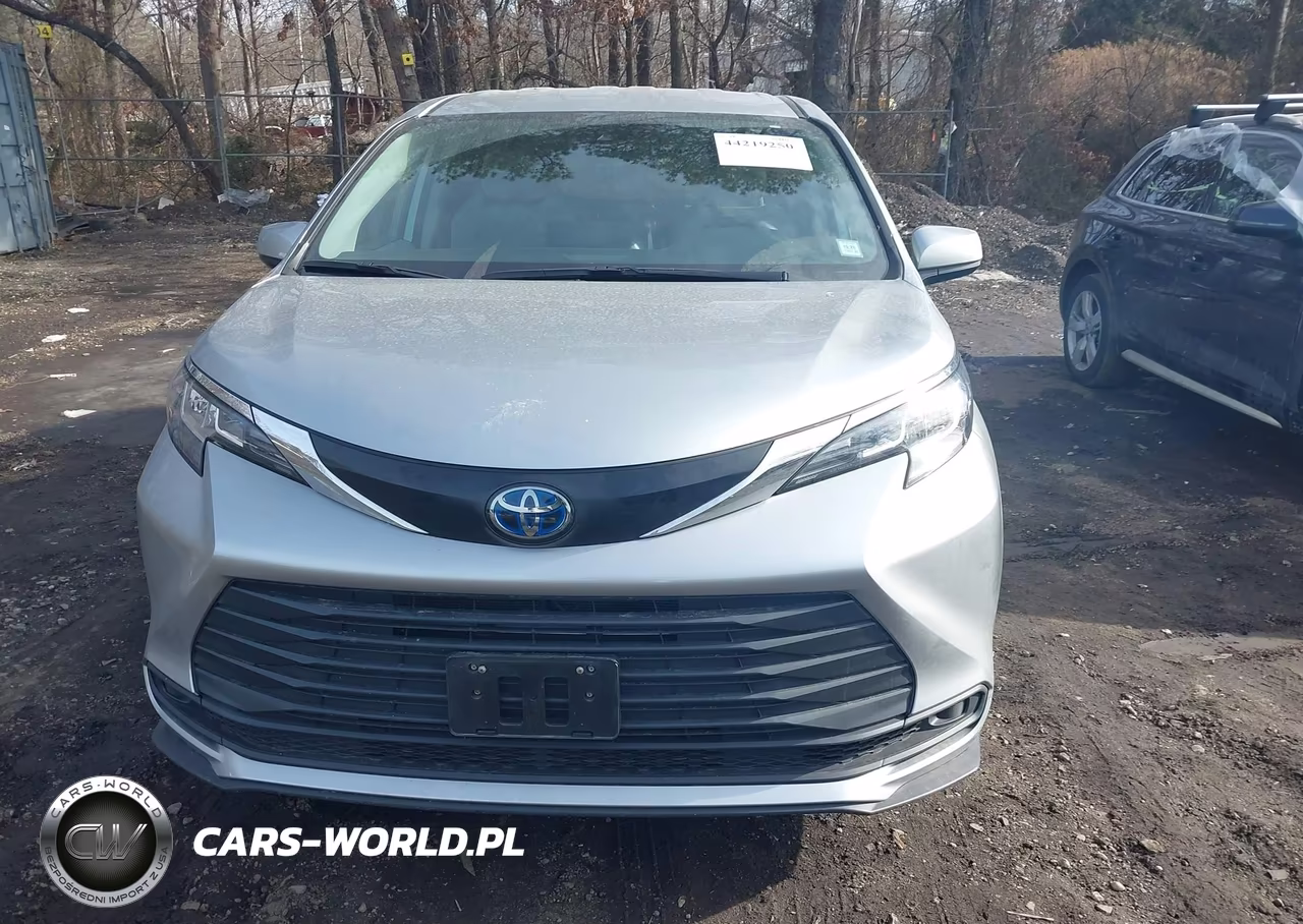 2022 Toyota Sienna Le VIN:5TDKSKFCXNS069024 - 12