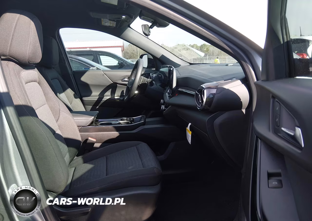 2026 Chevrolet Equinox Fwd Lt VIN:3GNAXHEG8TL253103 - 5