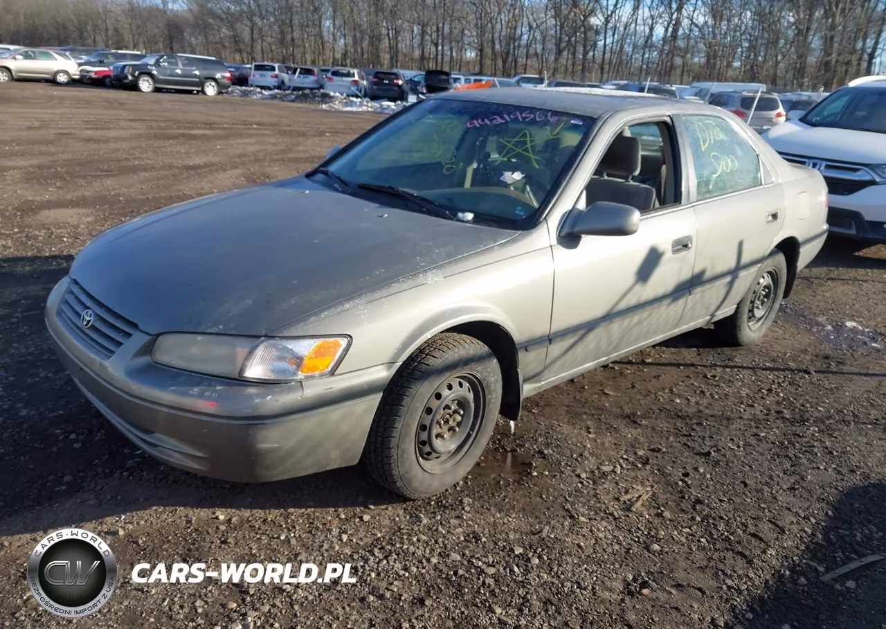 1999 Toyota Camry Le VIN:4T1BG22K5XU919666 - 2