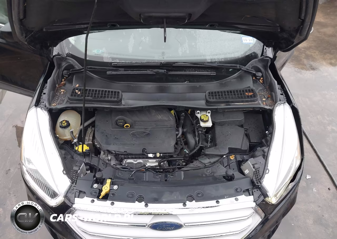 2018 Ford Escape Sel VIN:1FMCU0HD1JUD19860 - 10