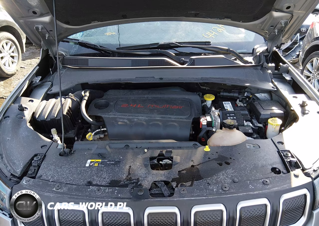 2022 Jeep Compass Latitude Lux 4X4 VIN:3C4NJDFB0NT158321 - 10