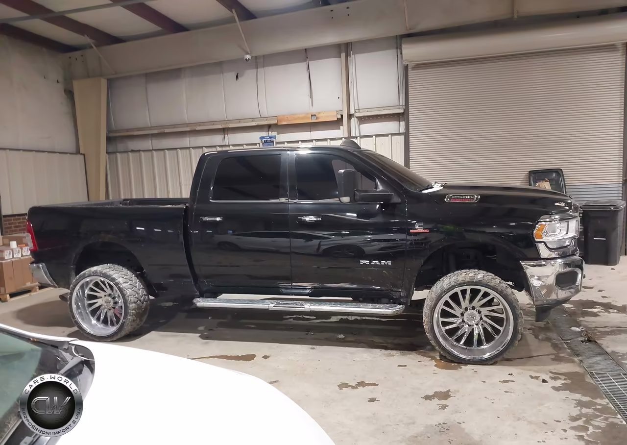 2019 Ram 2500 Big Horn 4X4 6'4 Box VIN:3C6UR5DL5KG605663 - 13