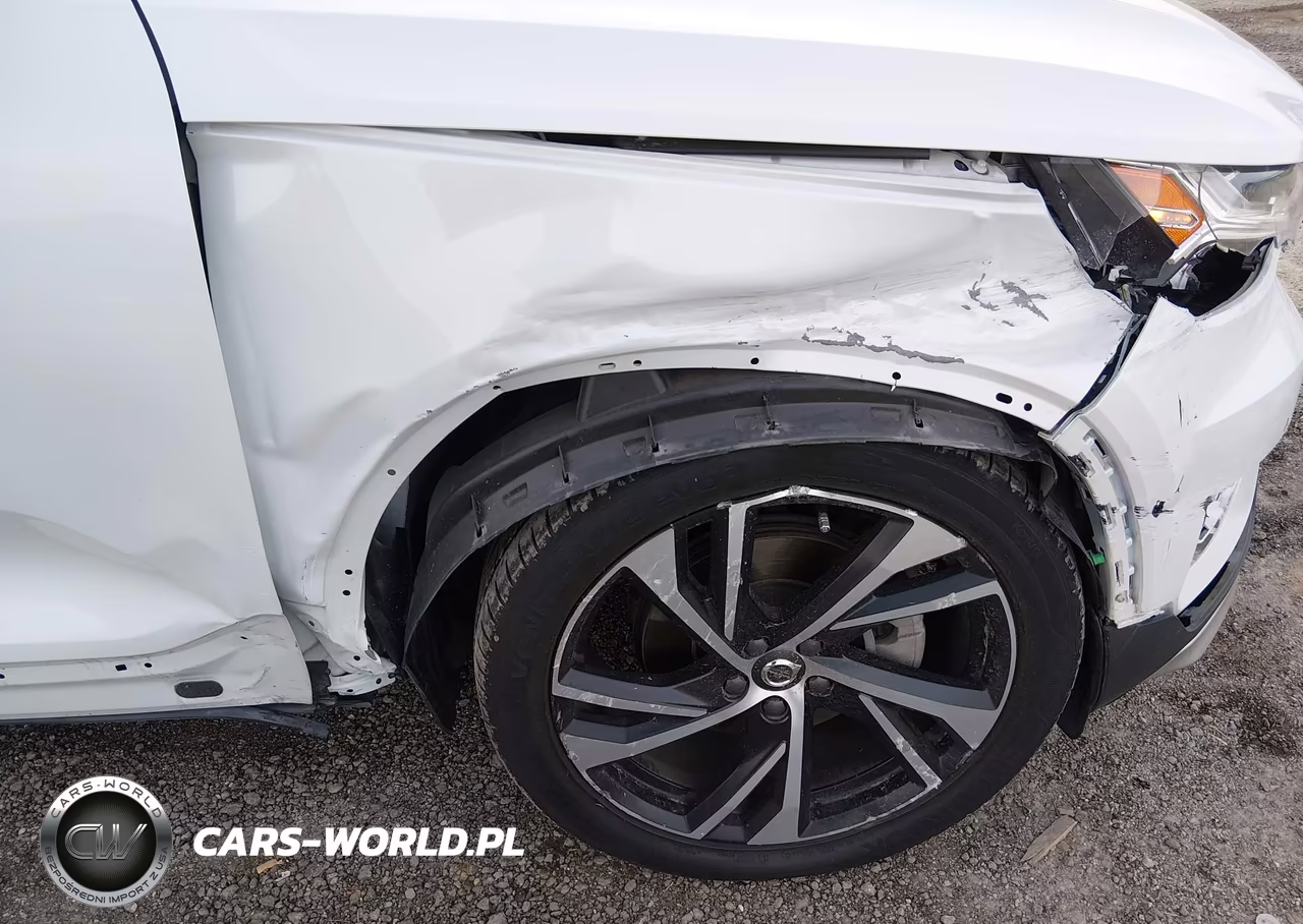 2021 Volvo Xc40 T5 R-Design VIN:YV4162UM3M2394113 - 12