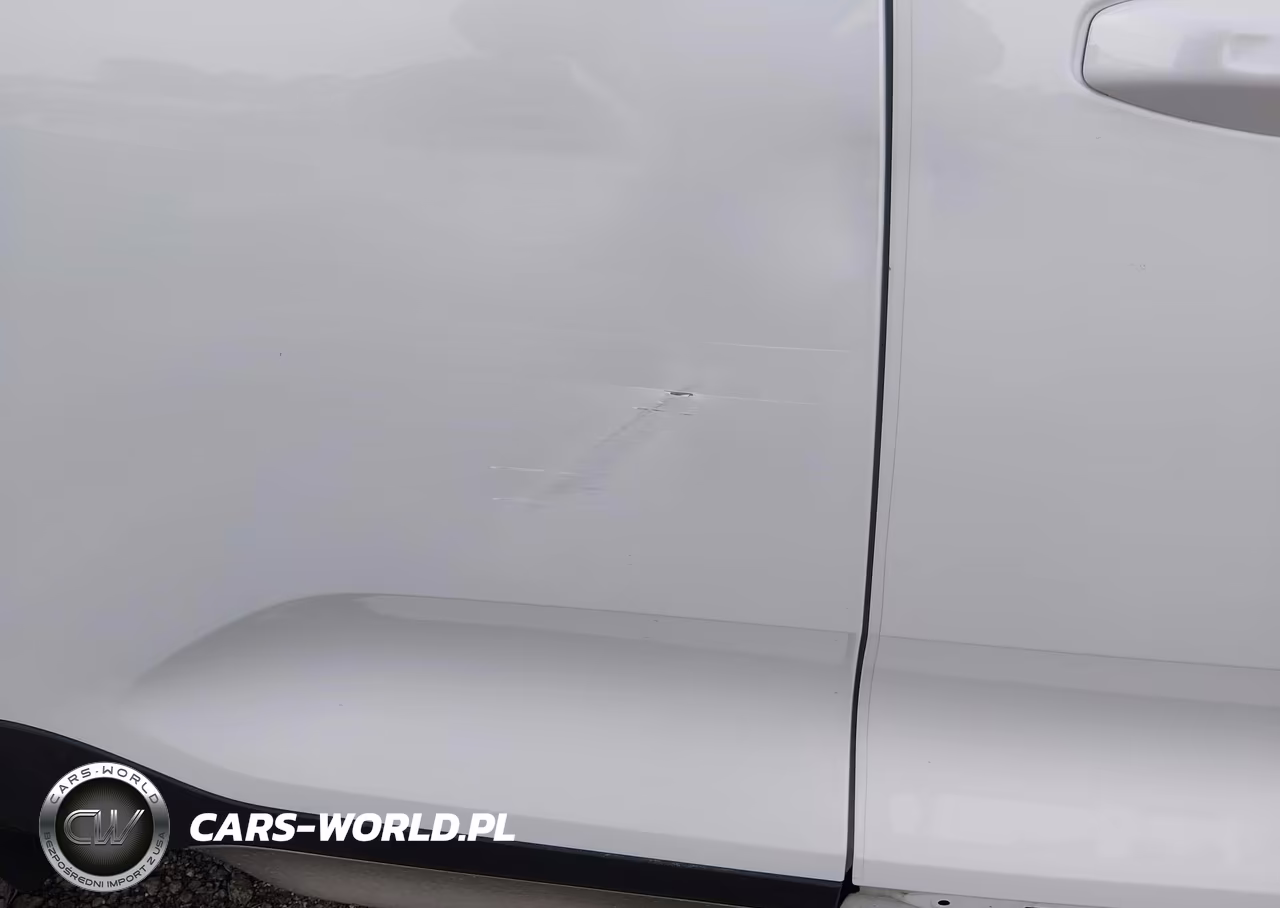 2021 Volvo Xc40 T5 R-Design VIN:YV4162UM3M2394113 - 19