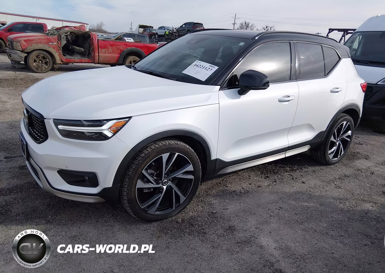 2021 Volvo Xc40 T5 R-Design VIN:YV4162UM3M2394113 - 2