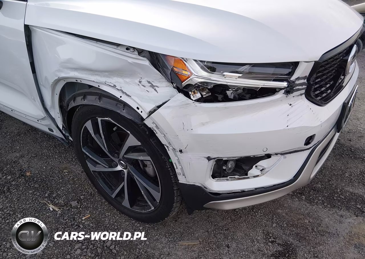 2021 Volvo Xc40 T5 R-Design VIN:YV4162UM3M2394113 - 6