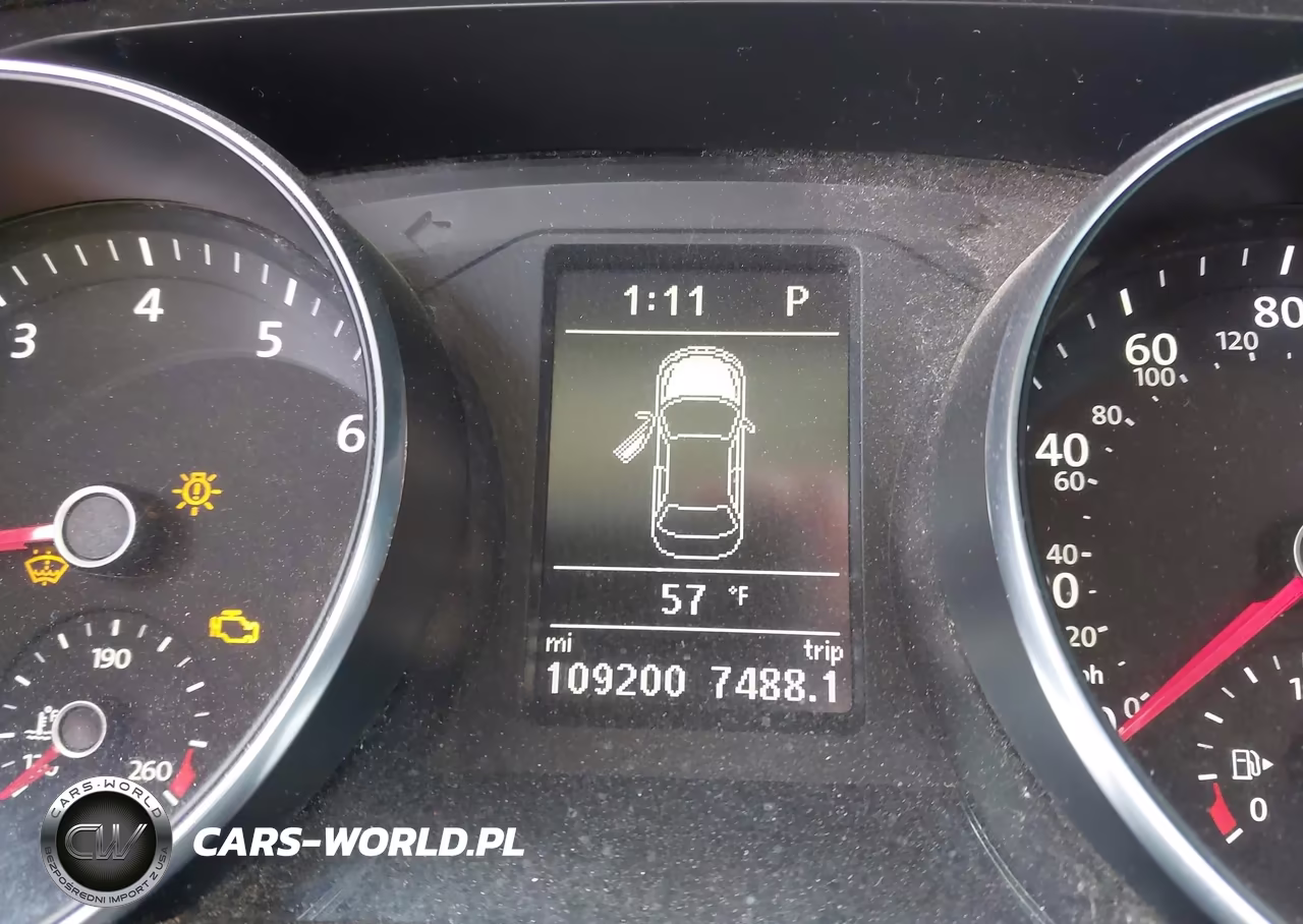 2017 Volkswagen Passat 1.8T R-Line VIN:1VWDT7A31HC028634 - 15