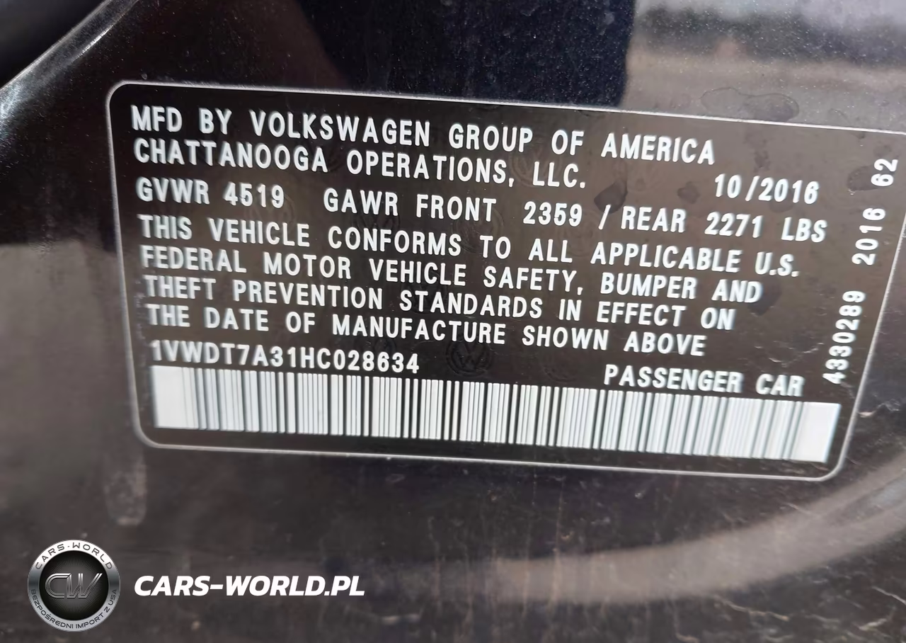 2017 Volkswagen Passat 1.8T R-Line VIN:1VWDT7A31HC028634 - 9