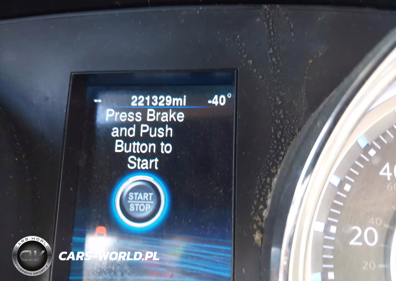 2014 Chrysler 300 VIN:2C3CCAAG5EH323814 - 15