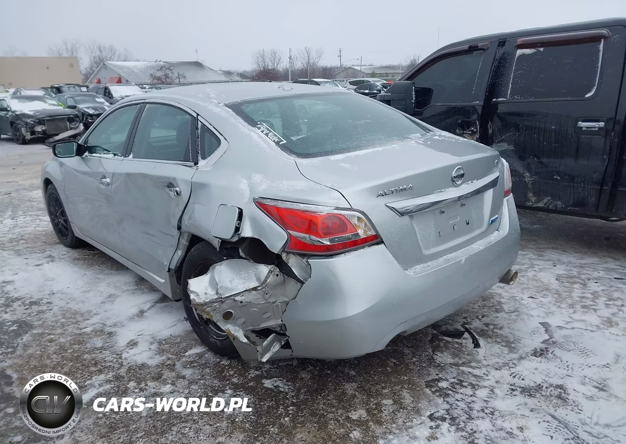 2014 Nissan Altima 2.5 S VIN:1N4AL3AP8EC146621 - 3