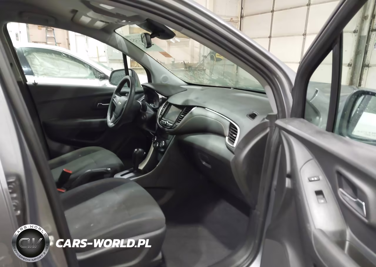 2020 Chevrolet Trax Fwd Ls VIN:3GNCJKSB8LL153874 - 5