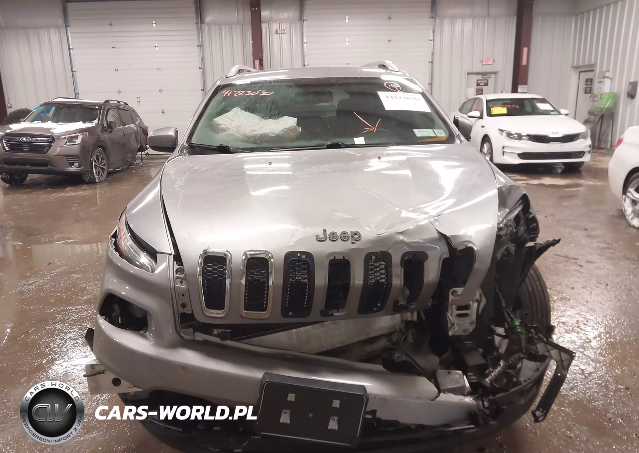 2016 Jeep Cherokee Latitude VIN:1C4PJMCB1GW117433 - 12