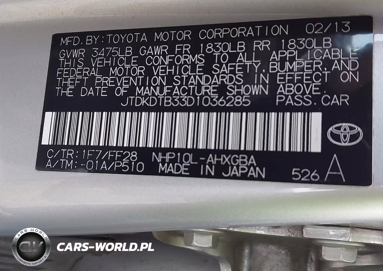 2013 Toyota Prius C Three VIN:JTDKDTB33D1036285 - 9