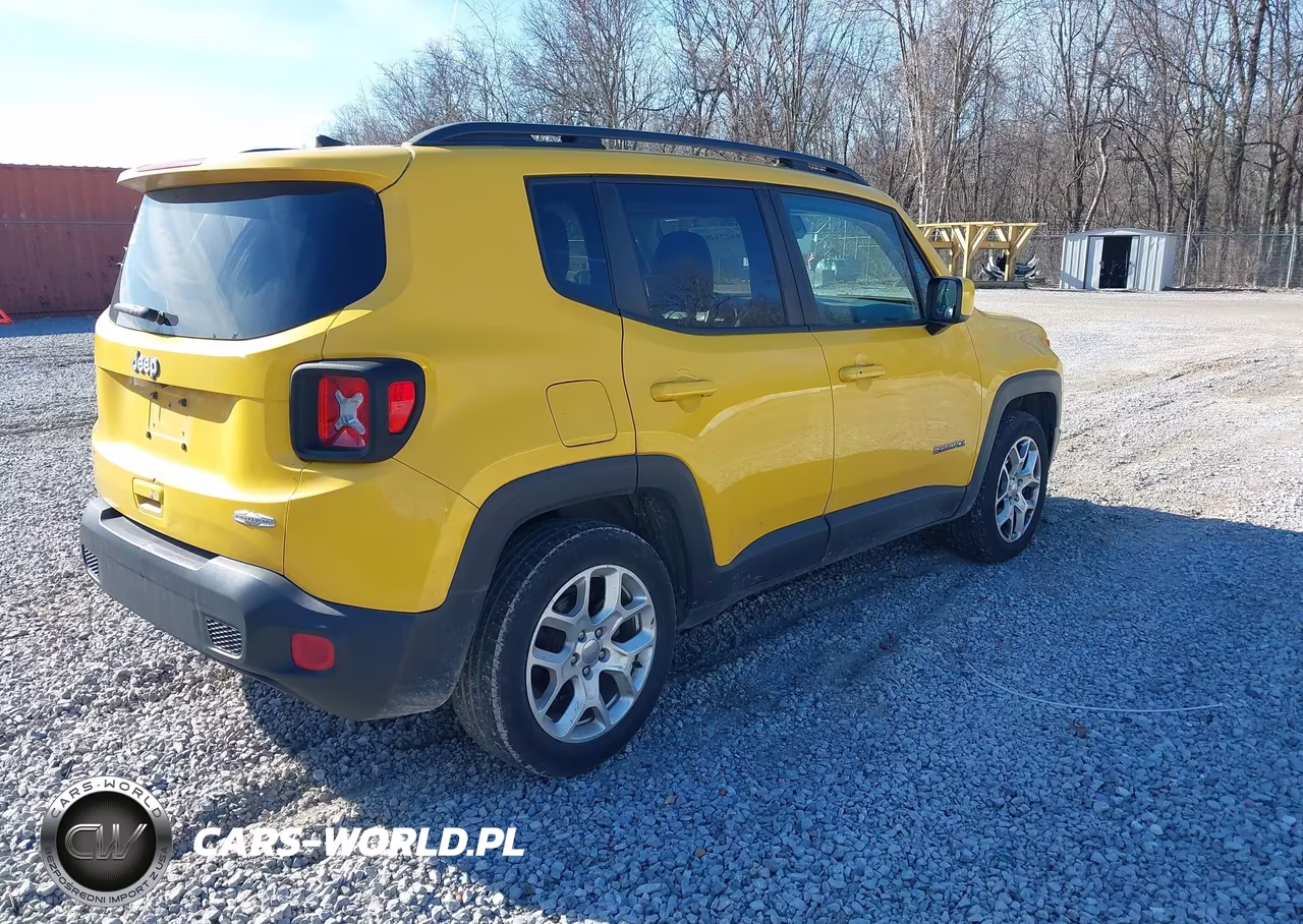 2018 Jeep Renegade Latitude VIN:ZACCJABB7JPH68472 - 4