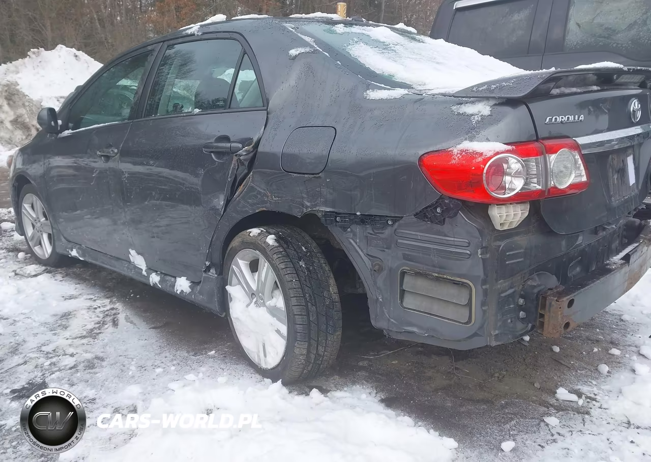 2013 Toyota Corolla S VIN:2T1BU4EE5DC102396 - 3