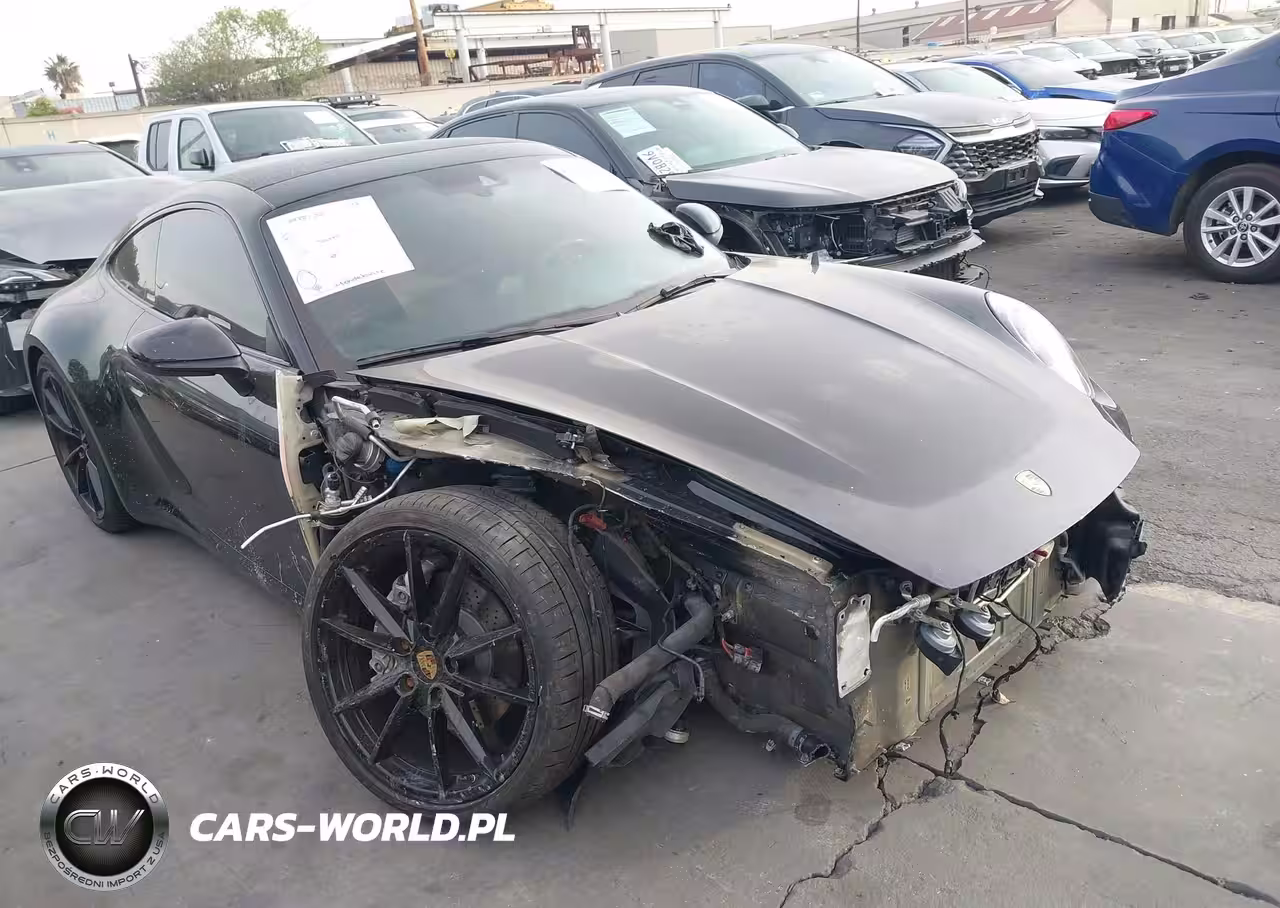 2020 Porsche 911 Carrera-Carrera 4