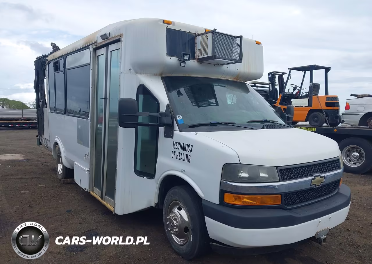 2006 Chevrolet Express Cutaway Work Van