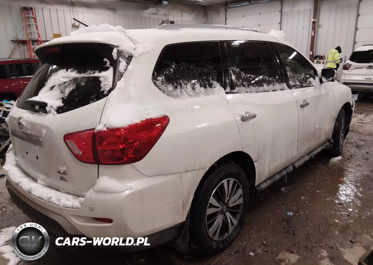 2017 Nissan Pathfinder Sl VIN:5N1DR2MM7HC600939 - 4