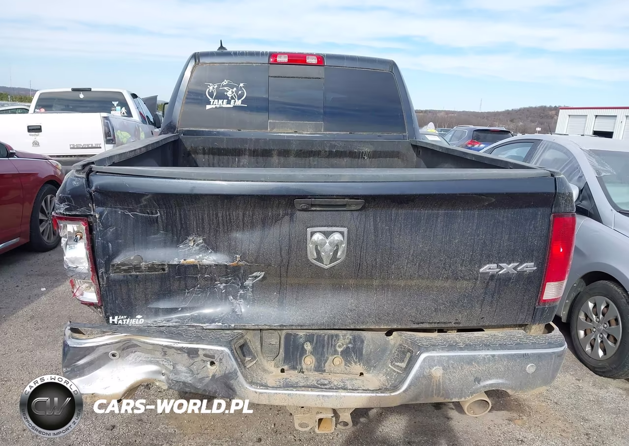 2016 Ram 1500 Big Horn VIN:1C6RR7LT2GS166392 - 16
