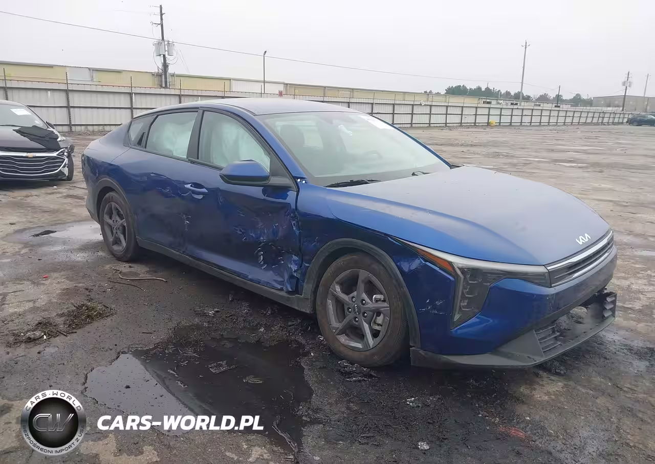 2025 Kia K4 Lxs