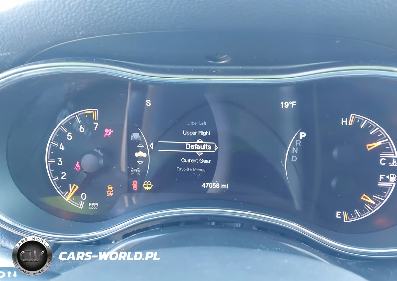 2019 Jeep Grand Cherokee Upland 4X4 VIN:1C4RJFAG8KC784643 - 7