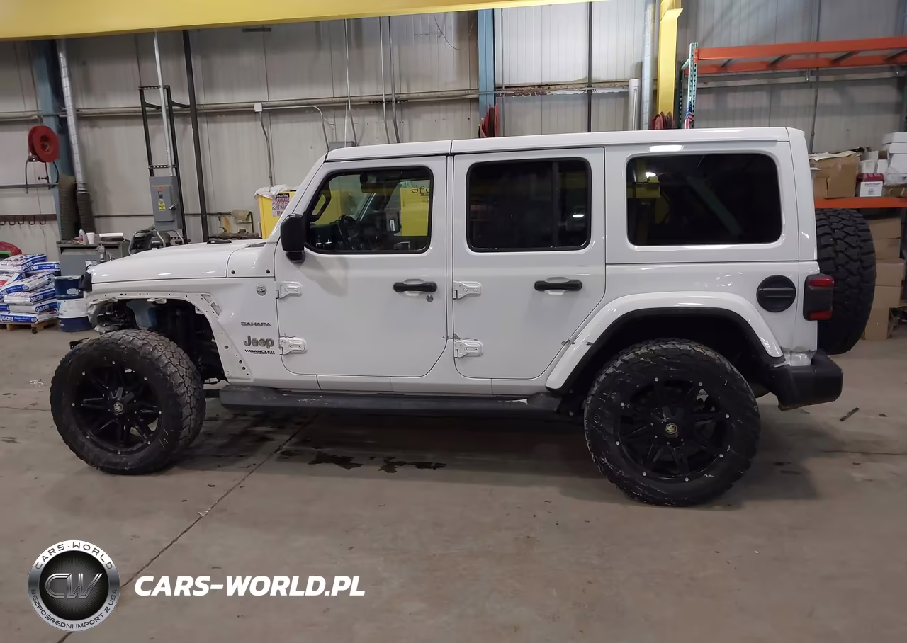2018 Jeep Wrangler Unlimited Sahara 4X4 VIN:1C4HJXEG8JW245111 - 14