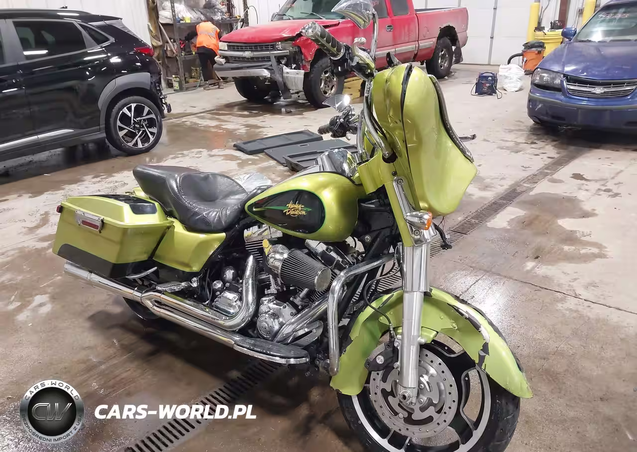 2011 Harley-Davidson Flhx