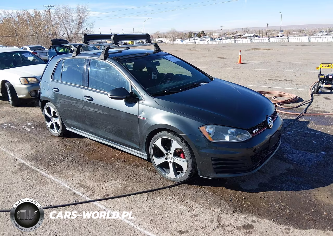 2015 Volkswagen Golf Gti 2.0T S 4-Door – zdjęcie 1 z 15
