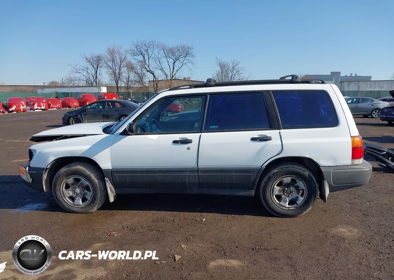 2000 Subaru Forester L VIN:JF1SF6356YH701744 - 13