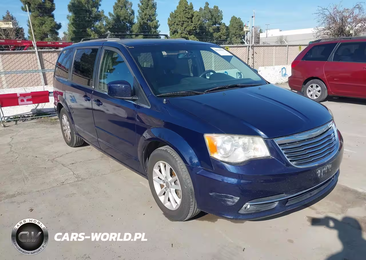 2015 Chrysler Town & Country Touring