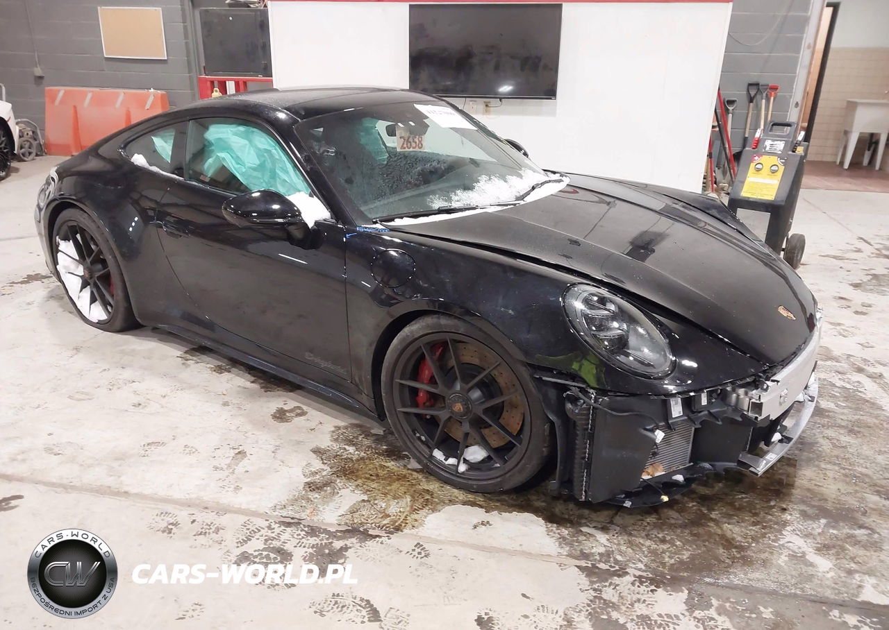 2025 Porsche 911 Carrera 4 Gts-Carrera Gts