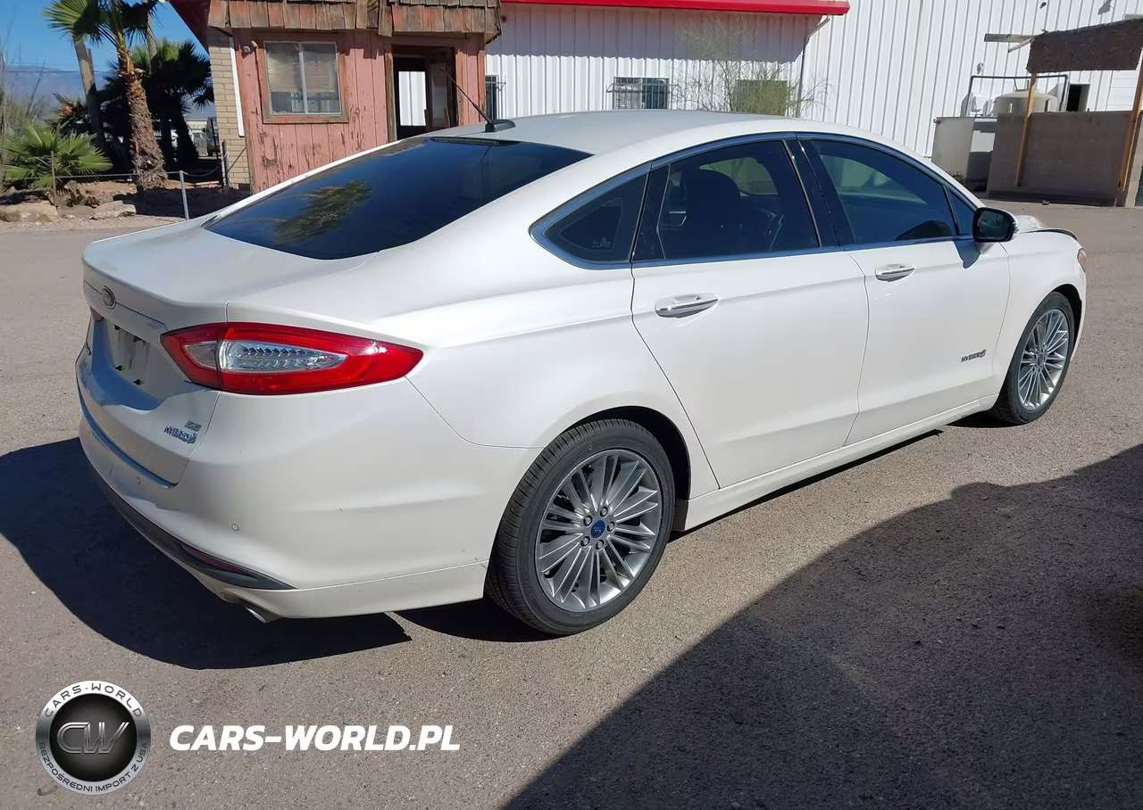2014 Ford Fusion Hybrid Se VIN:3FA6P0LU6ER121469 - 4