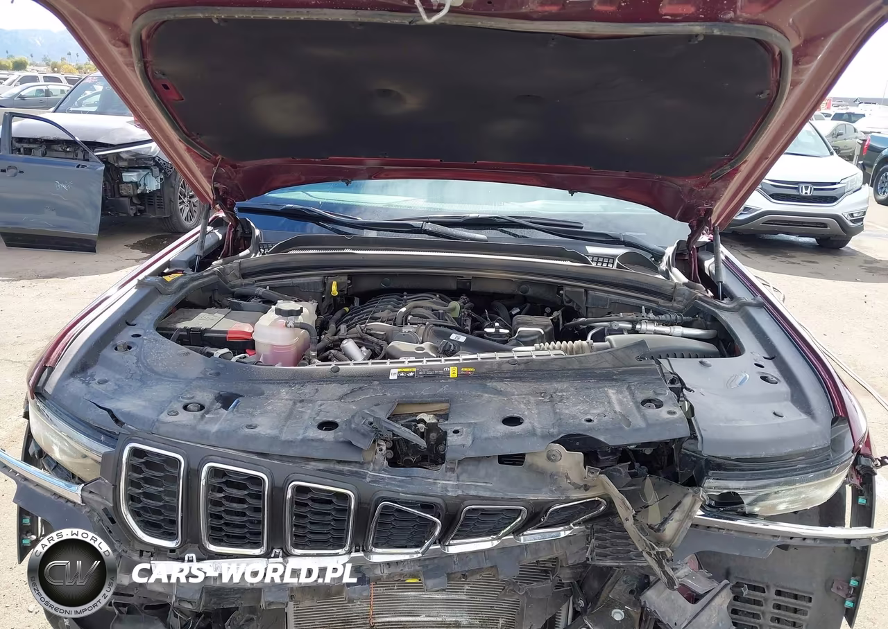 2025 Jeep Grand Cherokee L Laredo X 4X2 VIN:1C4RJJAG2S8637269 - 10
