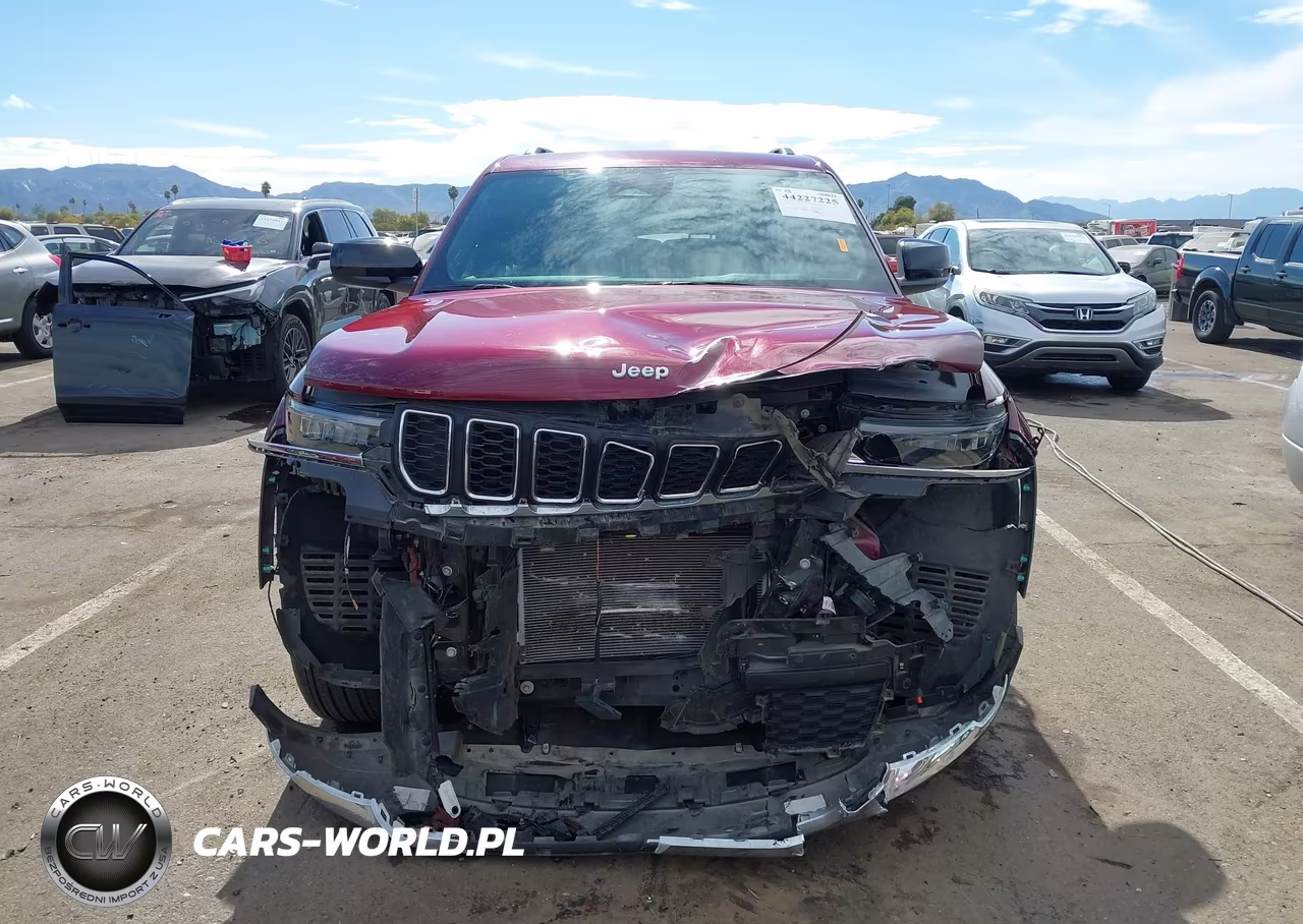 2025 Jeep Grand Cherokee L Laredo X 4X2 VIN:1C4RJJAG2S8637269 - 12