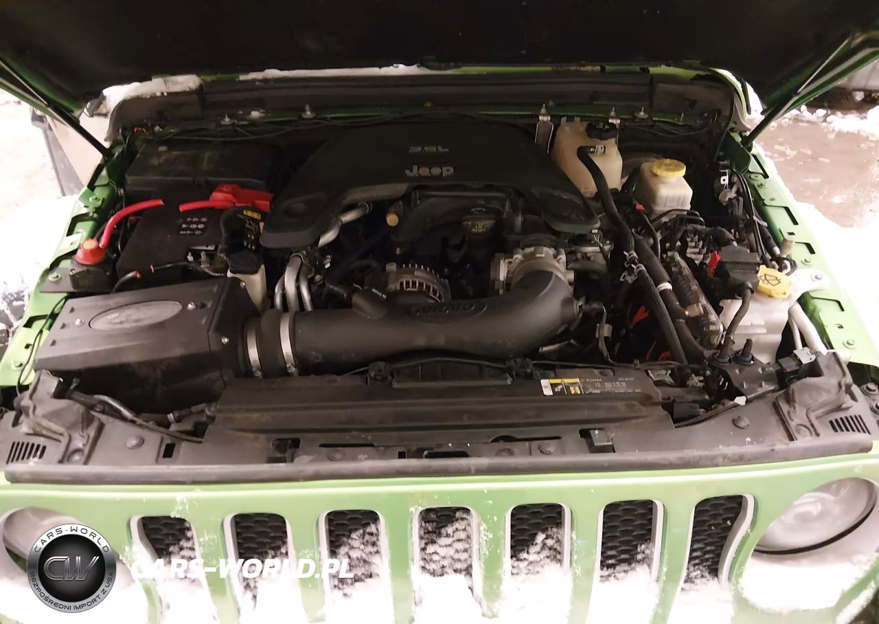 2019 Jeep Wrangler Unlimited Sahara VIN:1C4HJXEG7KW604997 - 10