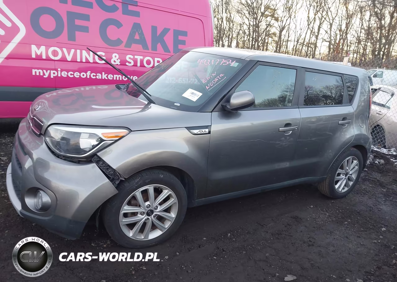 2019 Kia Soul + VIN:KNDJP3A59K7631934 - 13