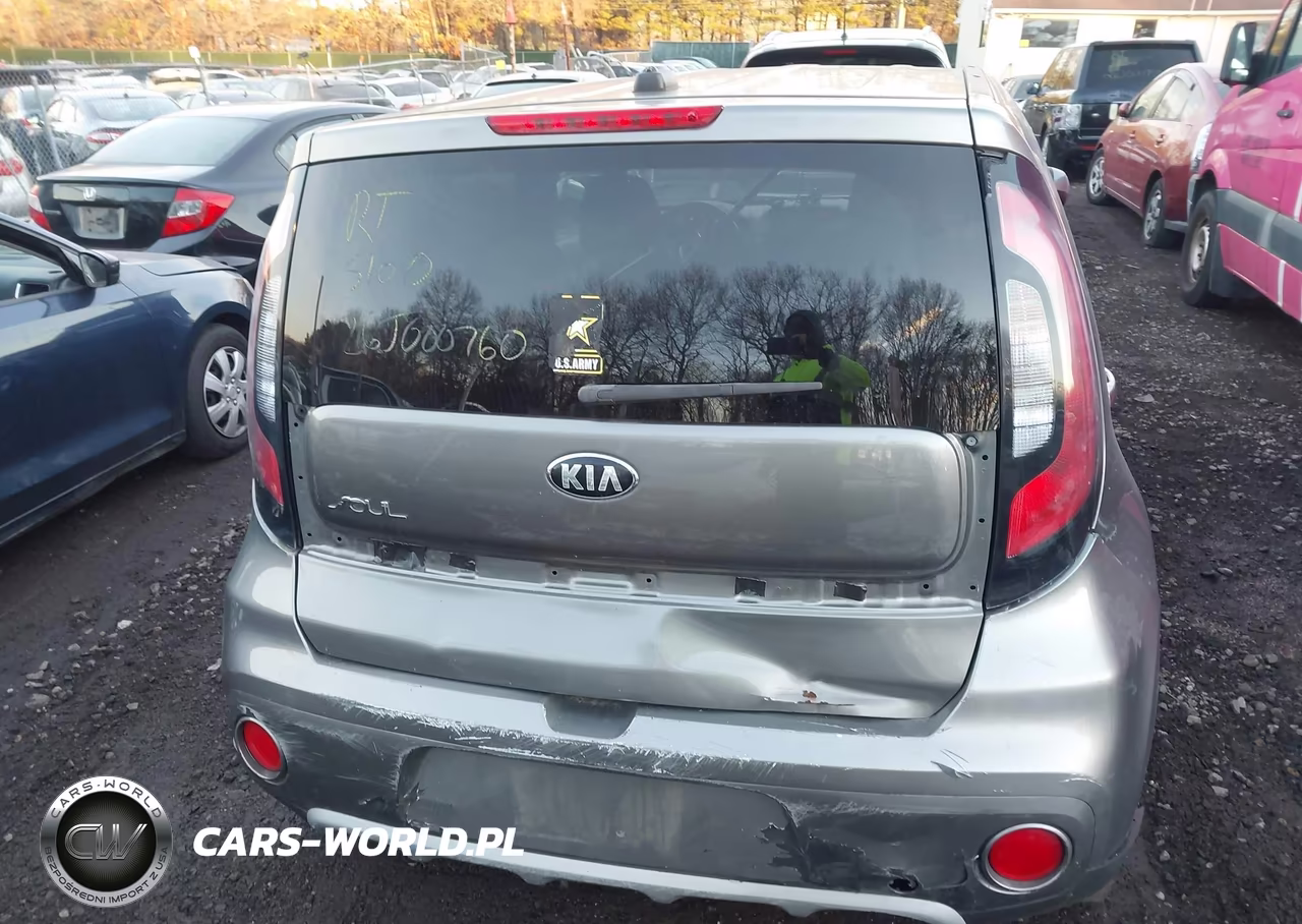 2019 Kia Soul + VIN:KNDJP3A59K7631934 - 15