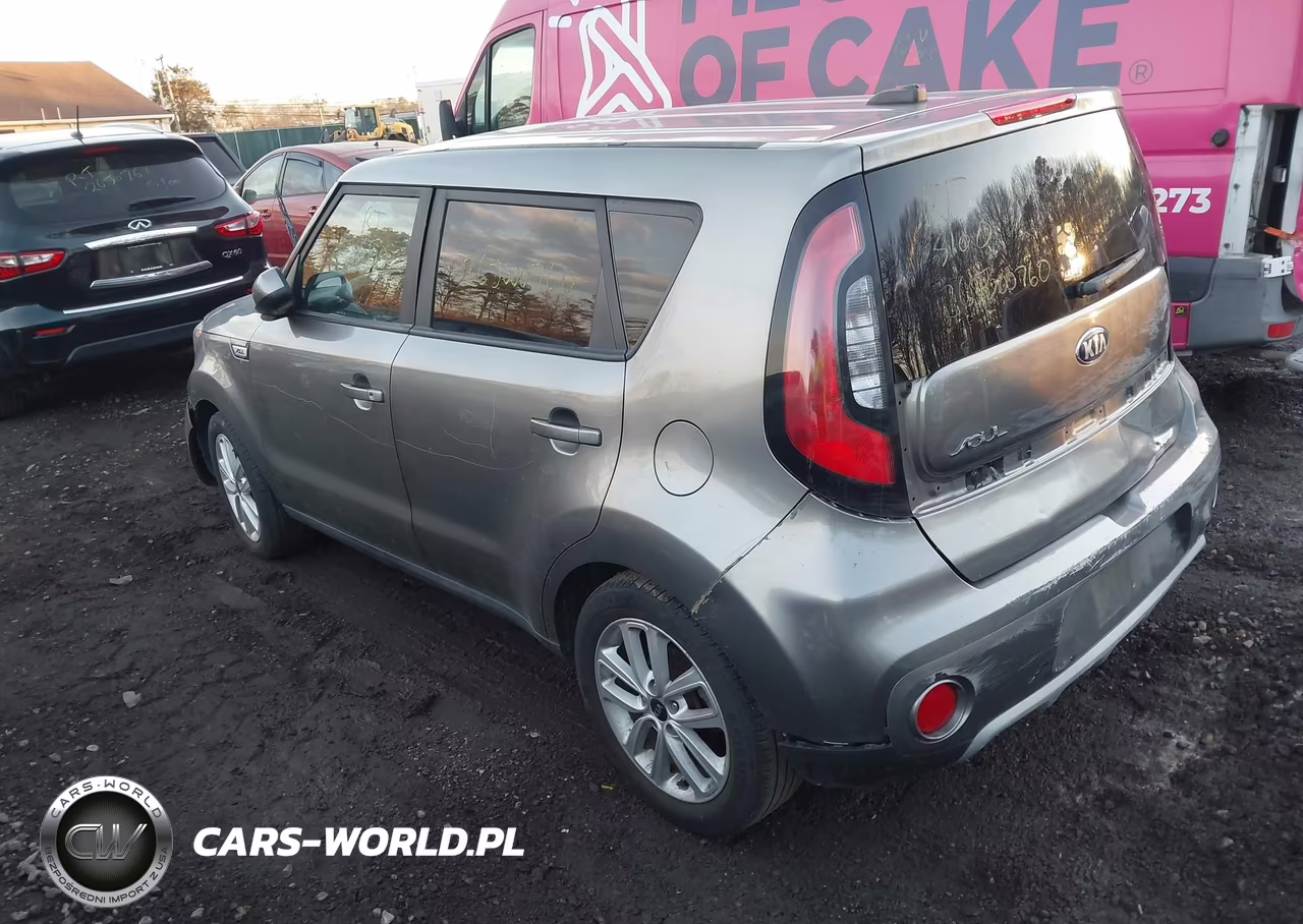 2019 Kia Soul + VIN:KNDJP3A59K7631934 - 3